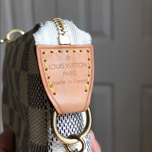 *SOLD* LOUIS VUITTON Mini Pochette - Picture 3 of 6